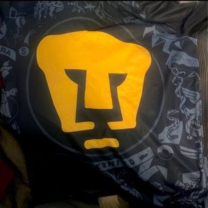 Nike large pumas jersey bought for $65 when it first came out only worn once